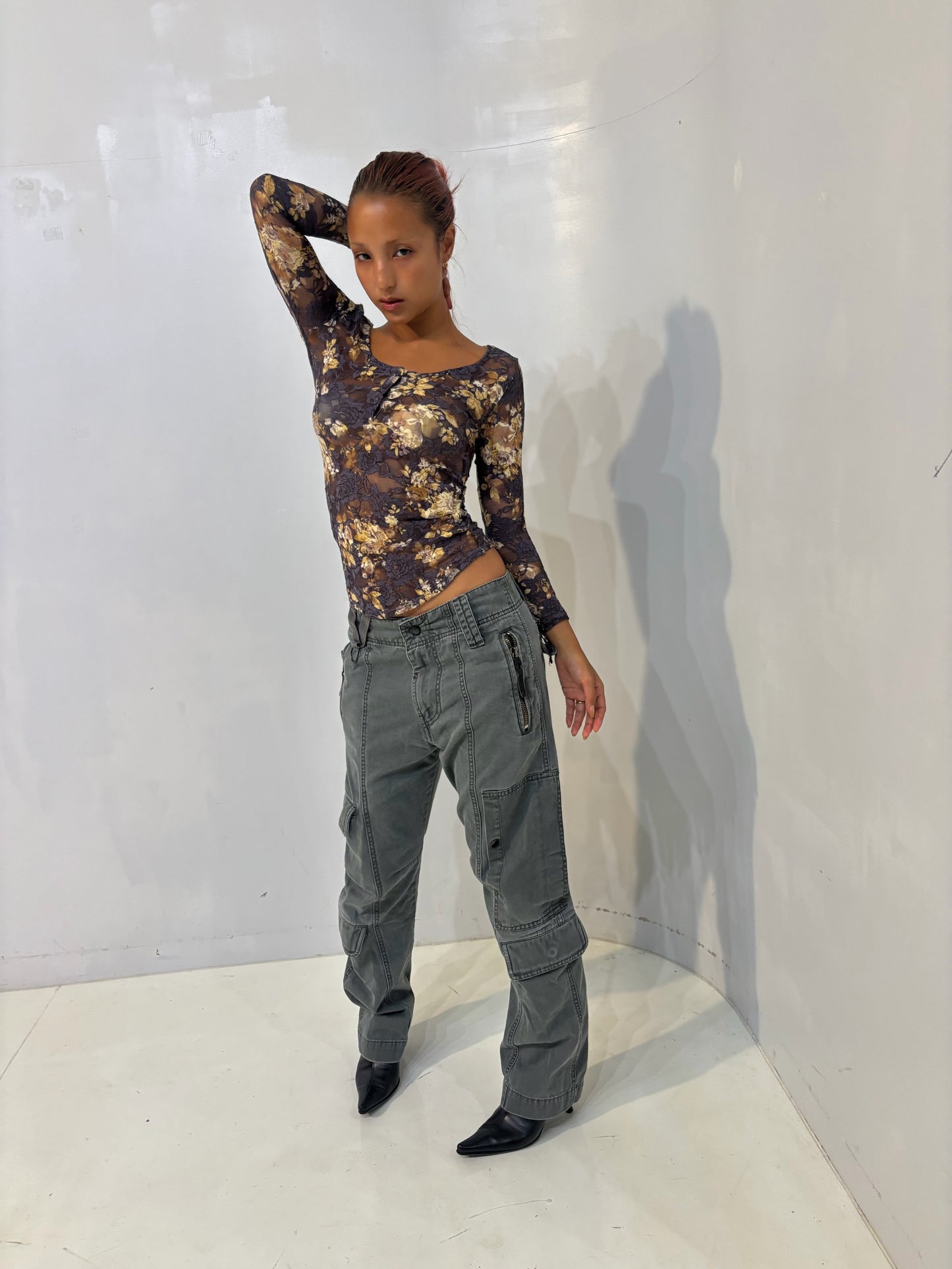 khaki cargo pants