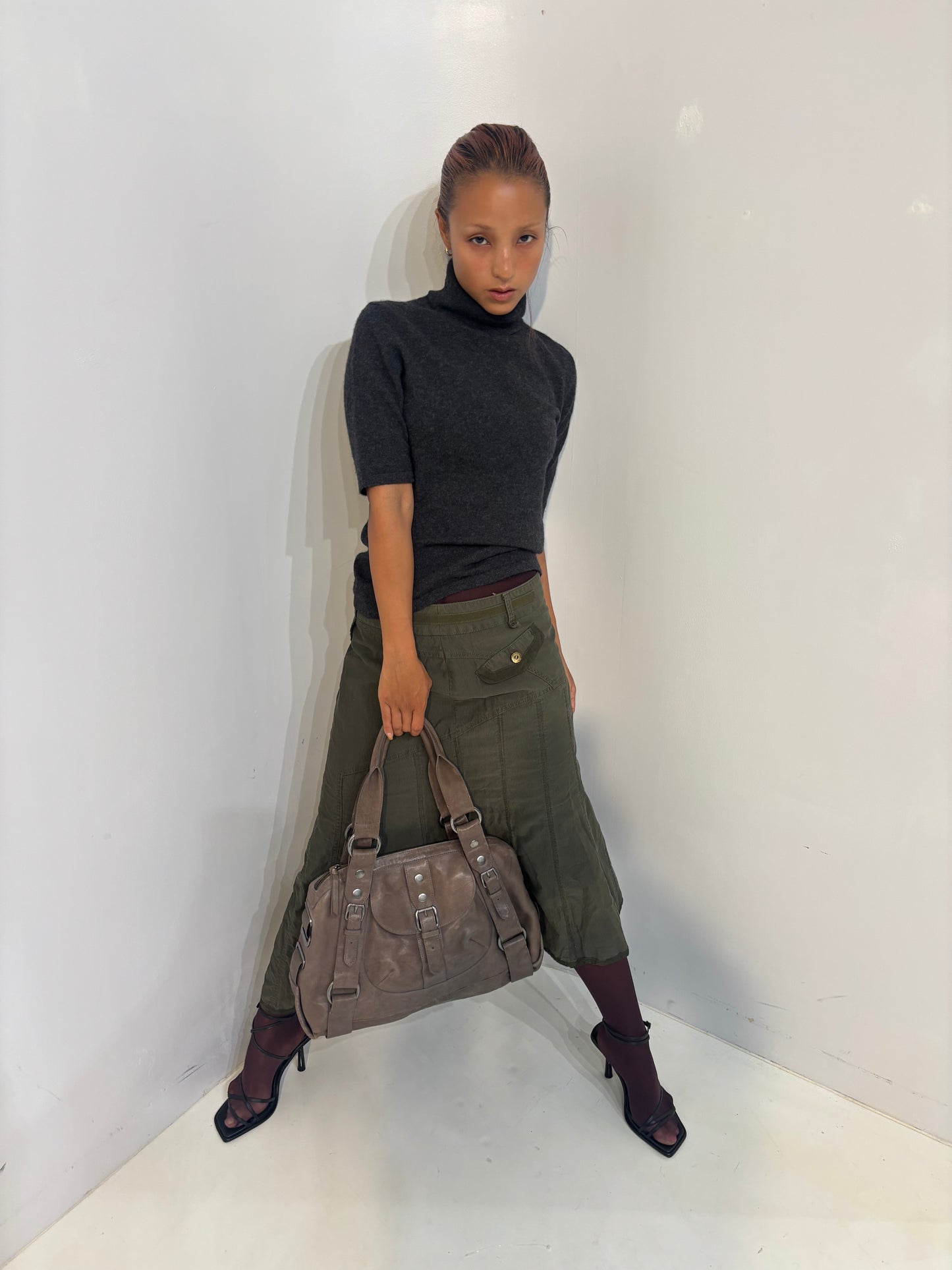 Hugo Boss grunge leather shoulder bag　
