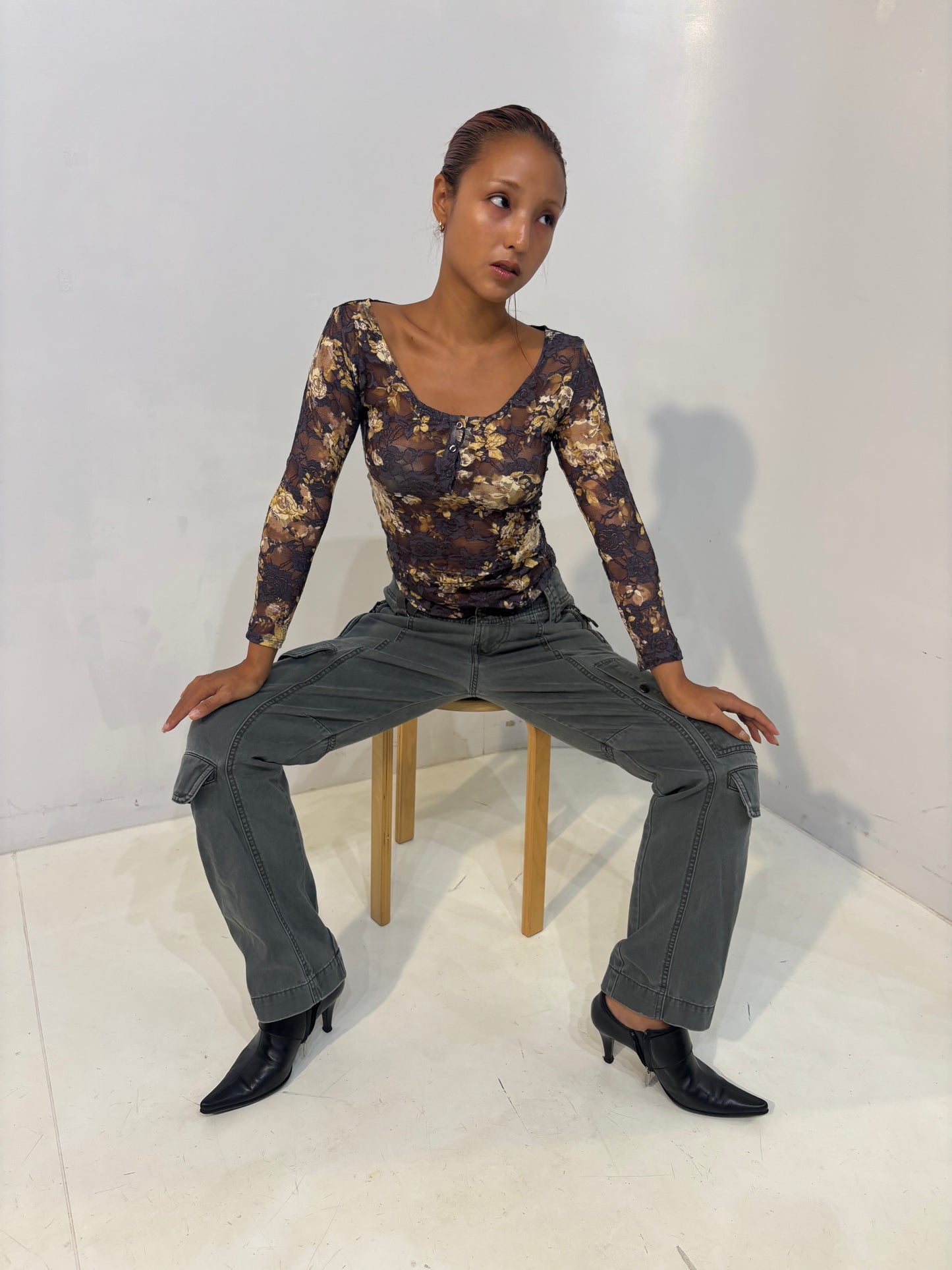khaki cargo pants
