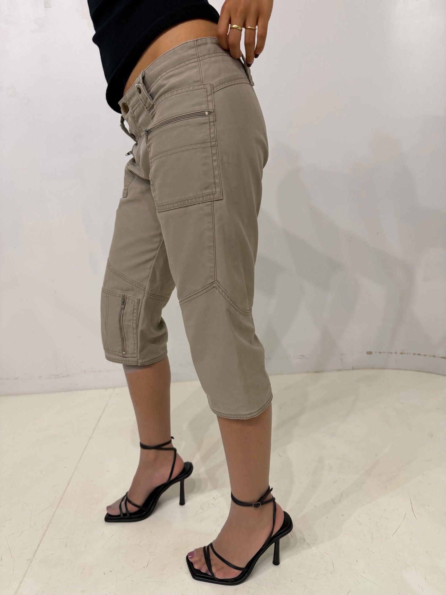 GUESS JEANS beige shorts