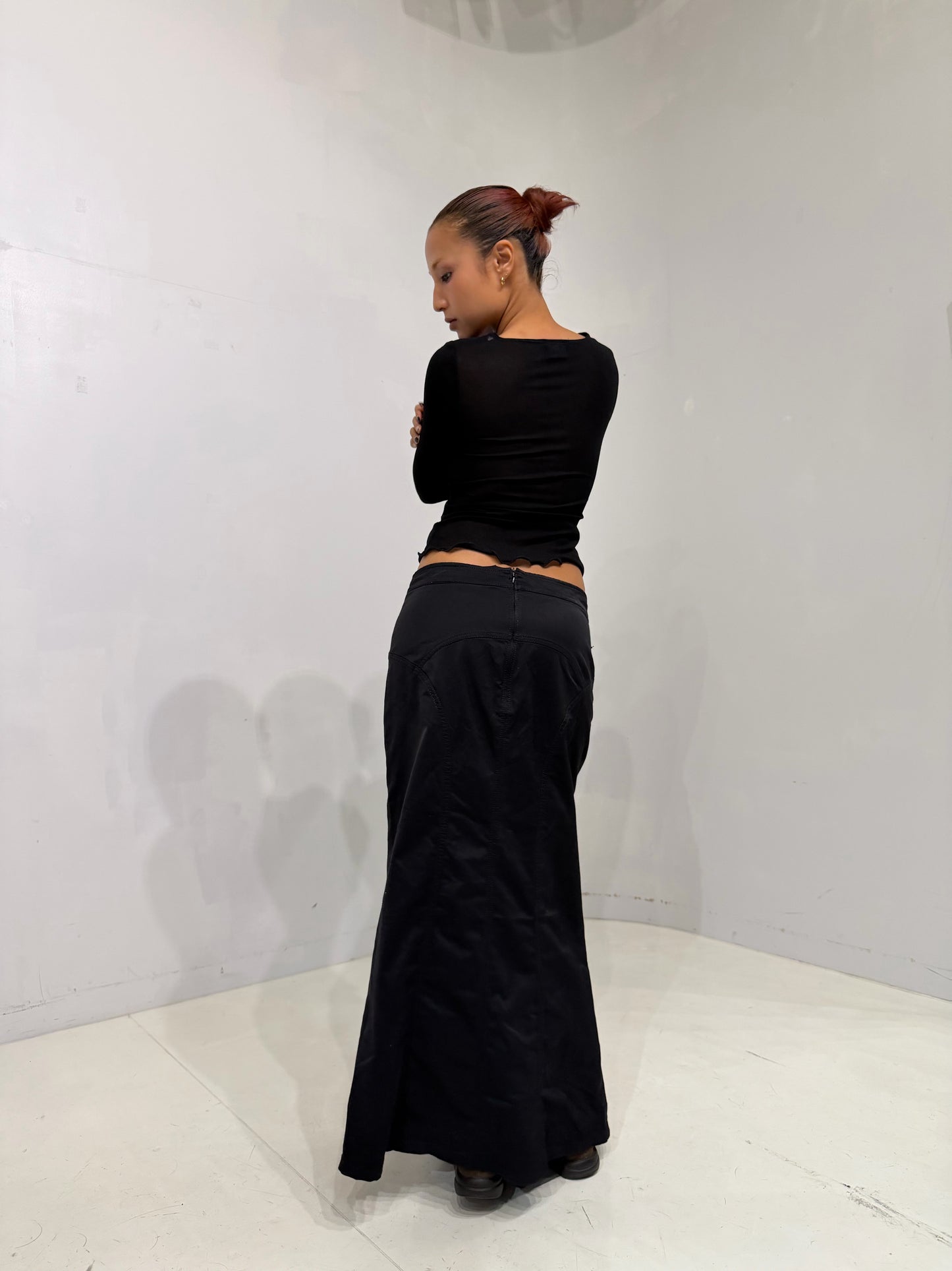 black tight skirt