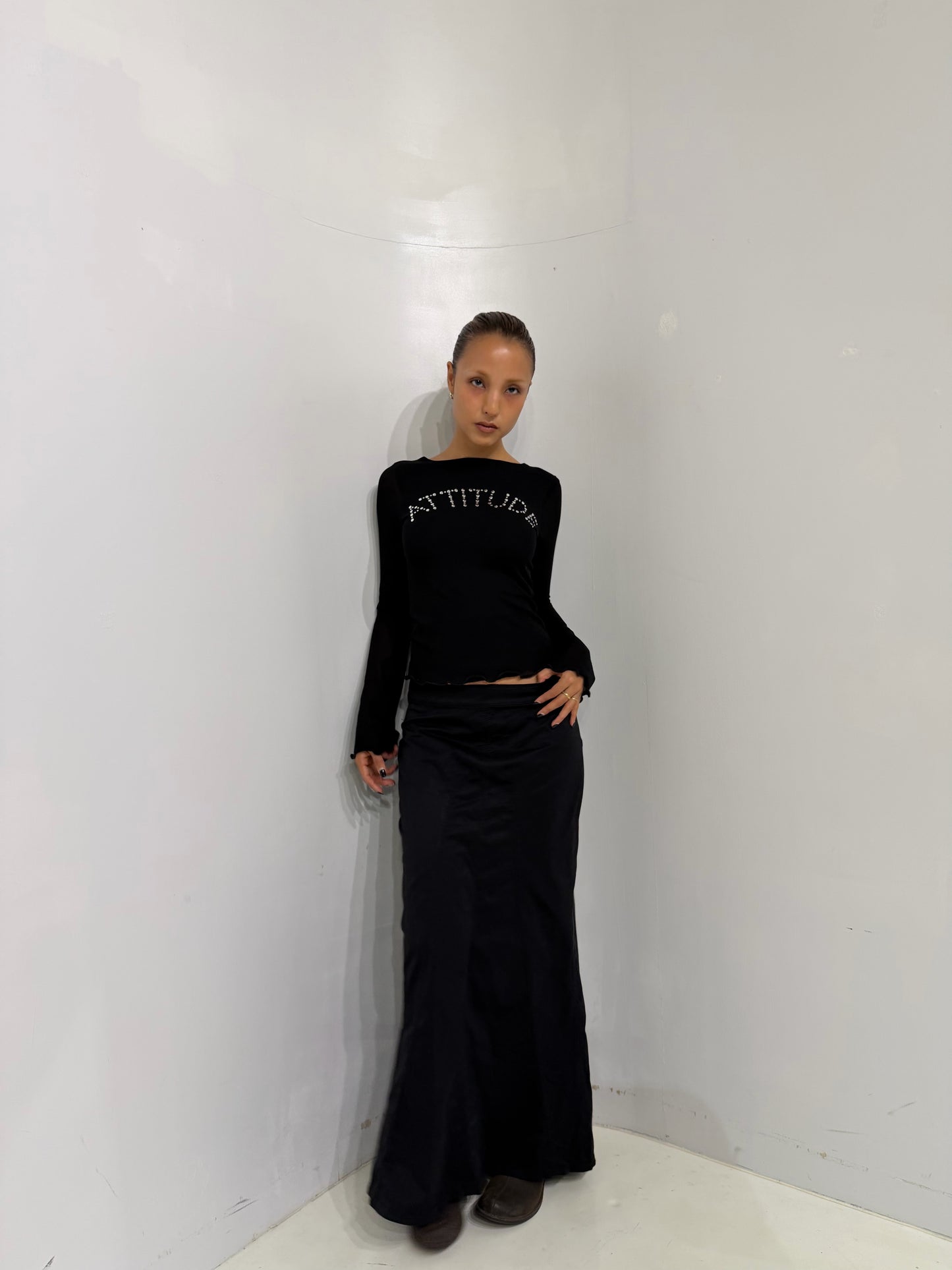 black tight skirt