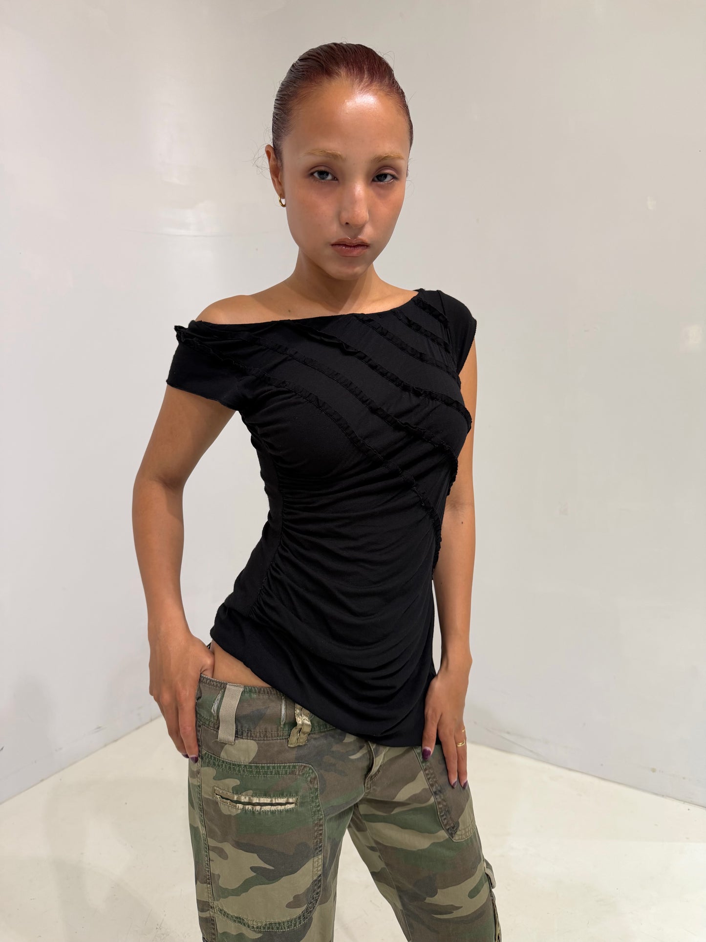 asymmetry black sleeveless top