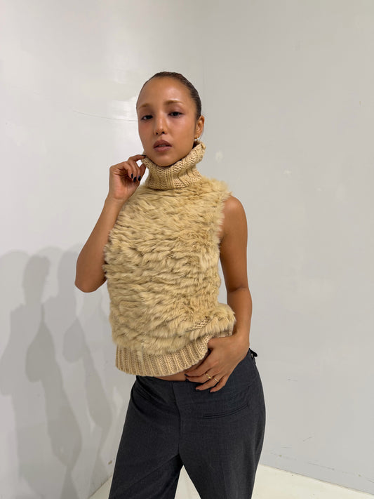 sleeveless fur knit