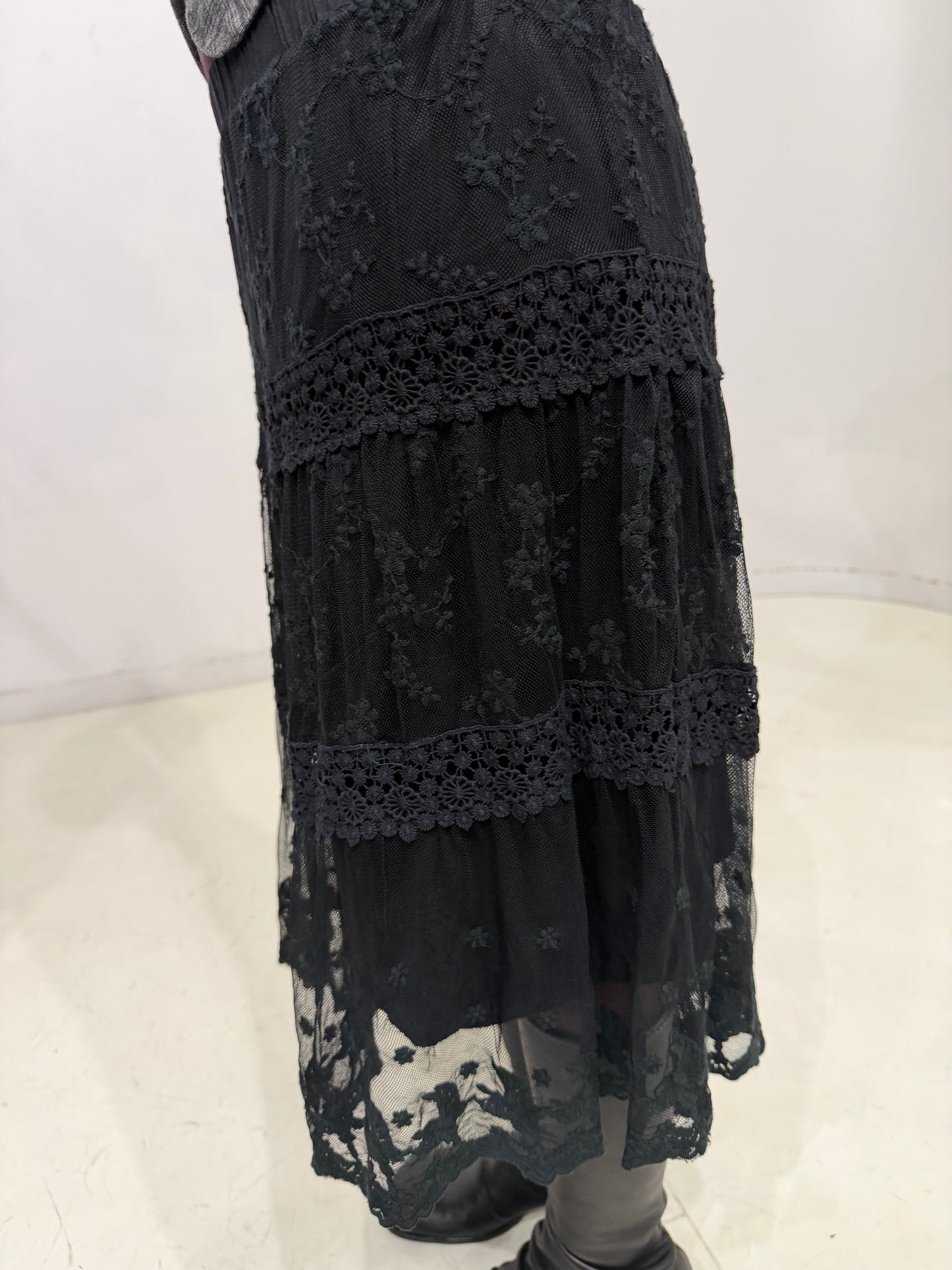 black floral lace skirt