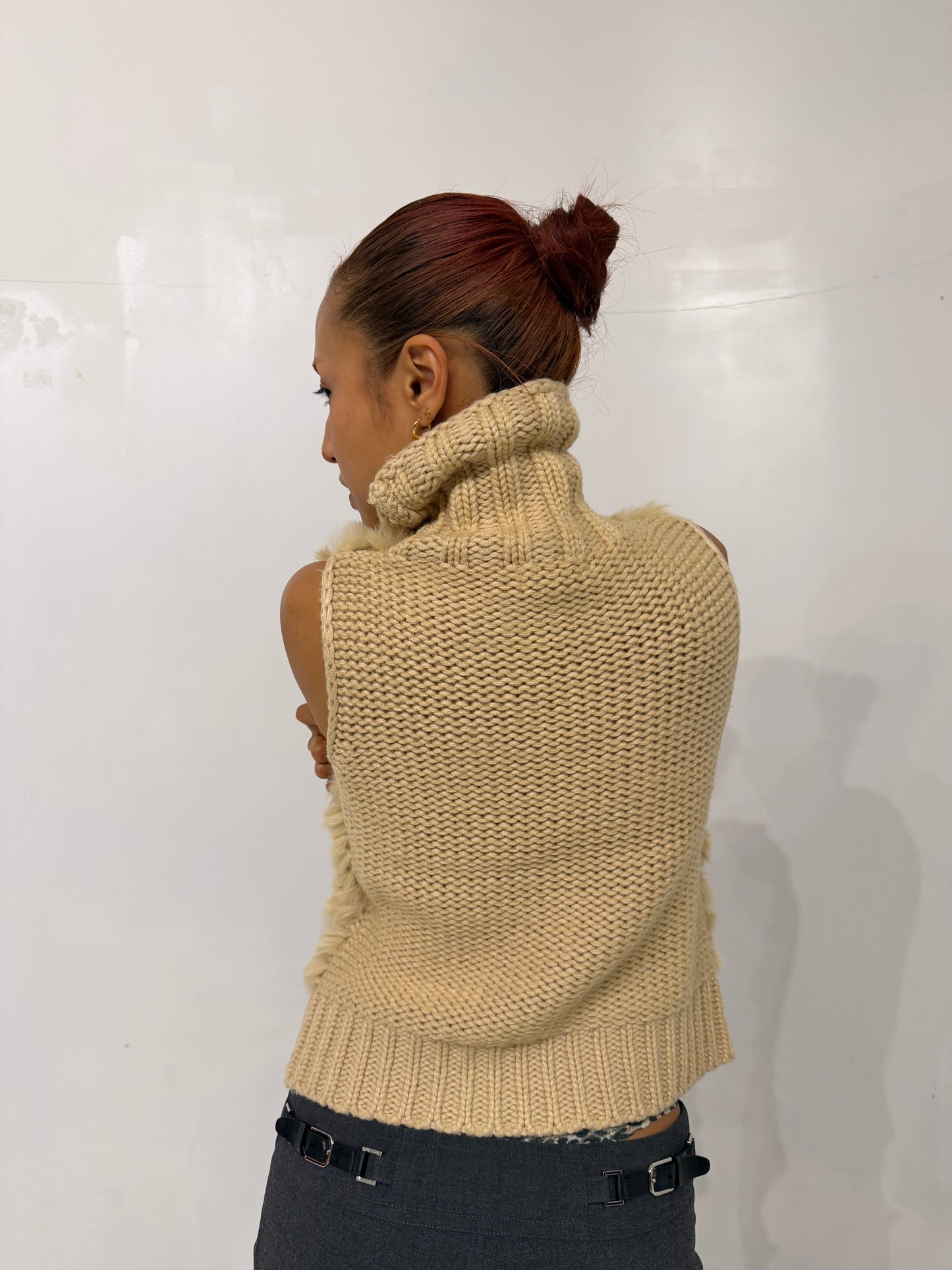 sleeveless fur knit