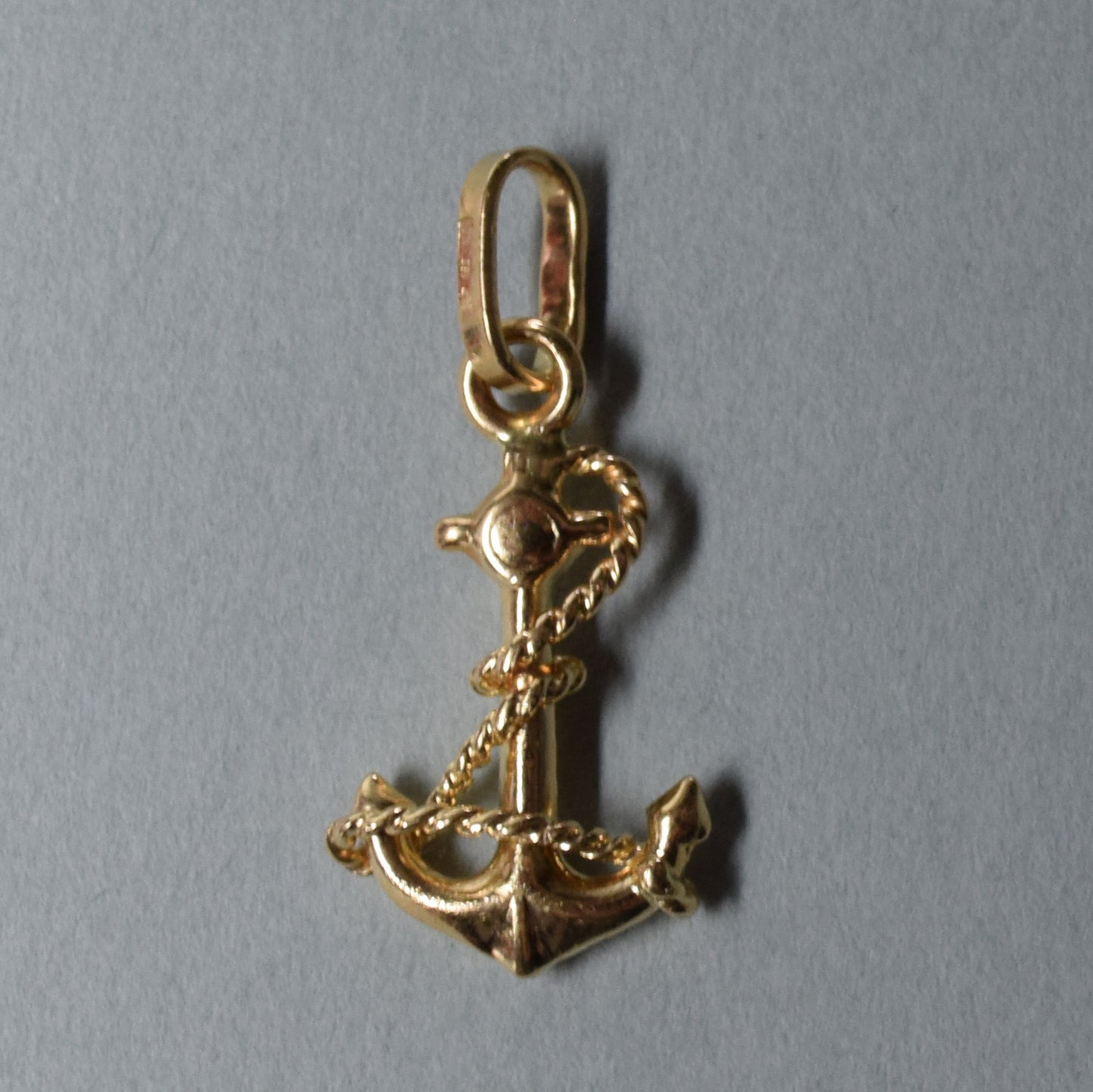 18K GOLD Pendant